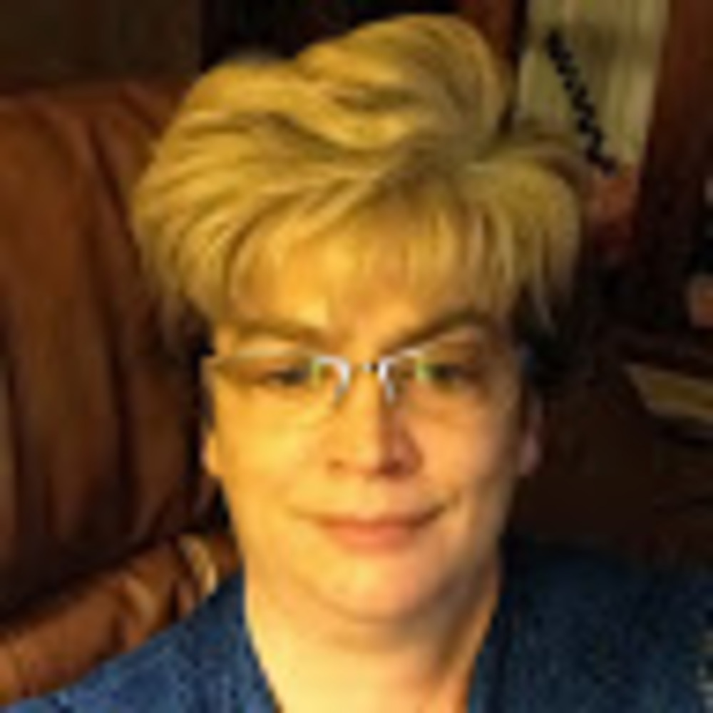 Meet your Posher, Dena